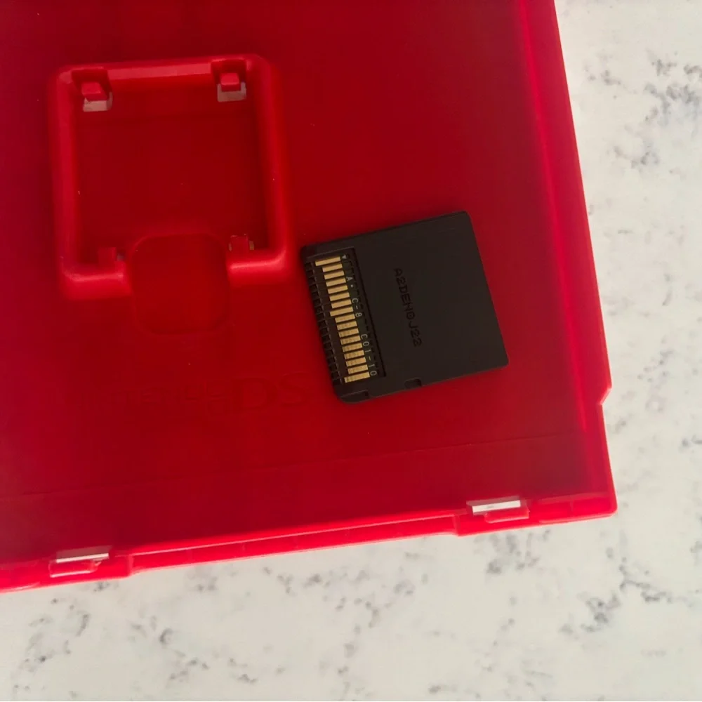Authentic New Super Mario Bros. Nintendo DS - CIB Red Case Edition